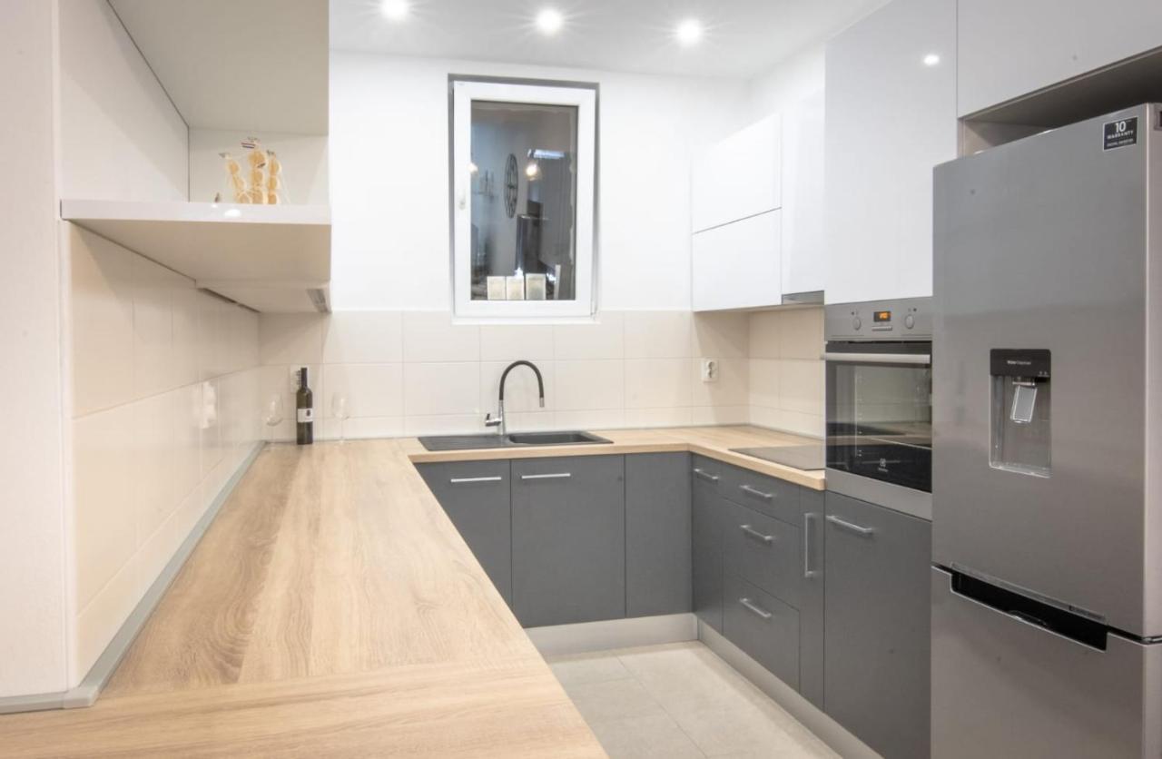 Apartment Cvita Free Beach Parking 马卡尔斯卡 外观 照片